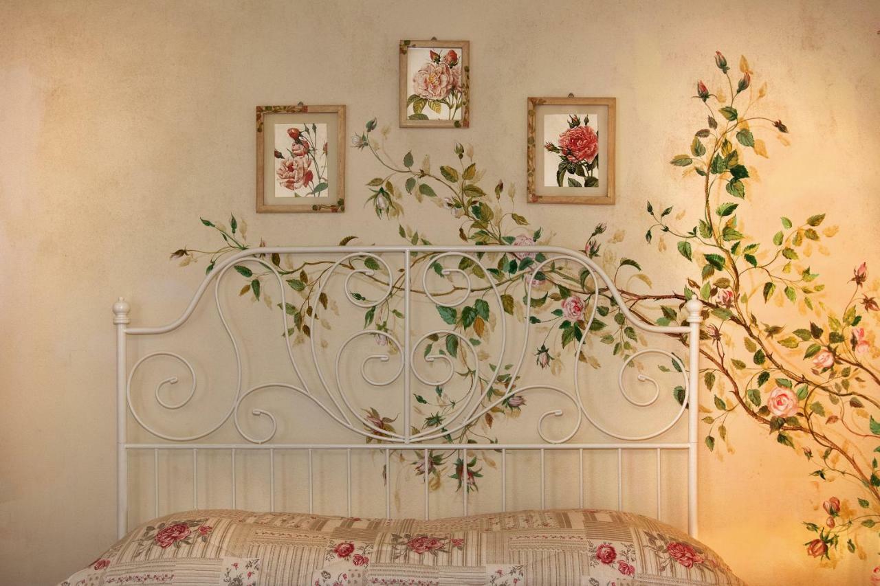 Affittacamere La Casa Di Ugo Ciglione Ngoại thất bức ảnh