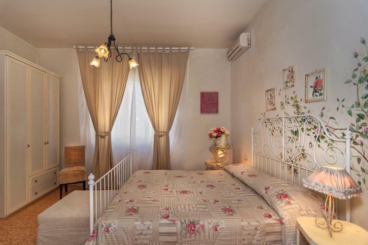 Affittacamere La Casa Di Ugo Ciglione Ngoại thất bức ảnh